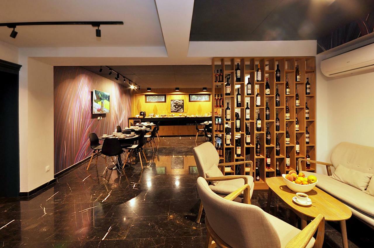 Elle Boutique 4*